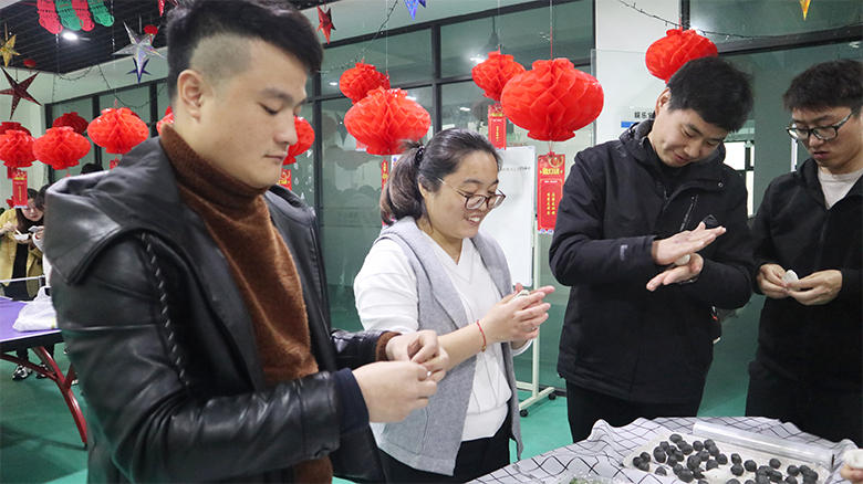 贏好禮，陪你趣味鬧元宵 | 寶開(kāi)舉辦“包湯圓 · 猜燈謎 · 迎元宵”主題活動(dòng)