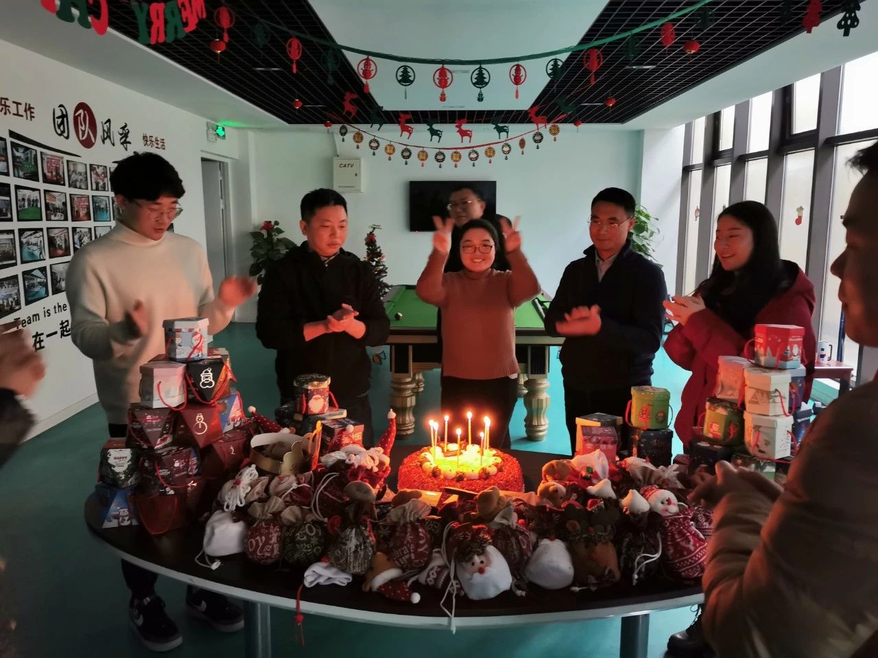 圣誕主題生日趴 | 濃情暖意平安夜，誕愿有你共前行
