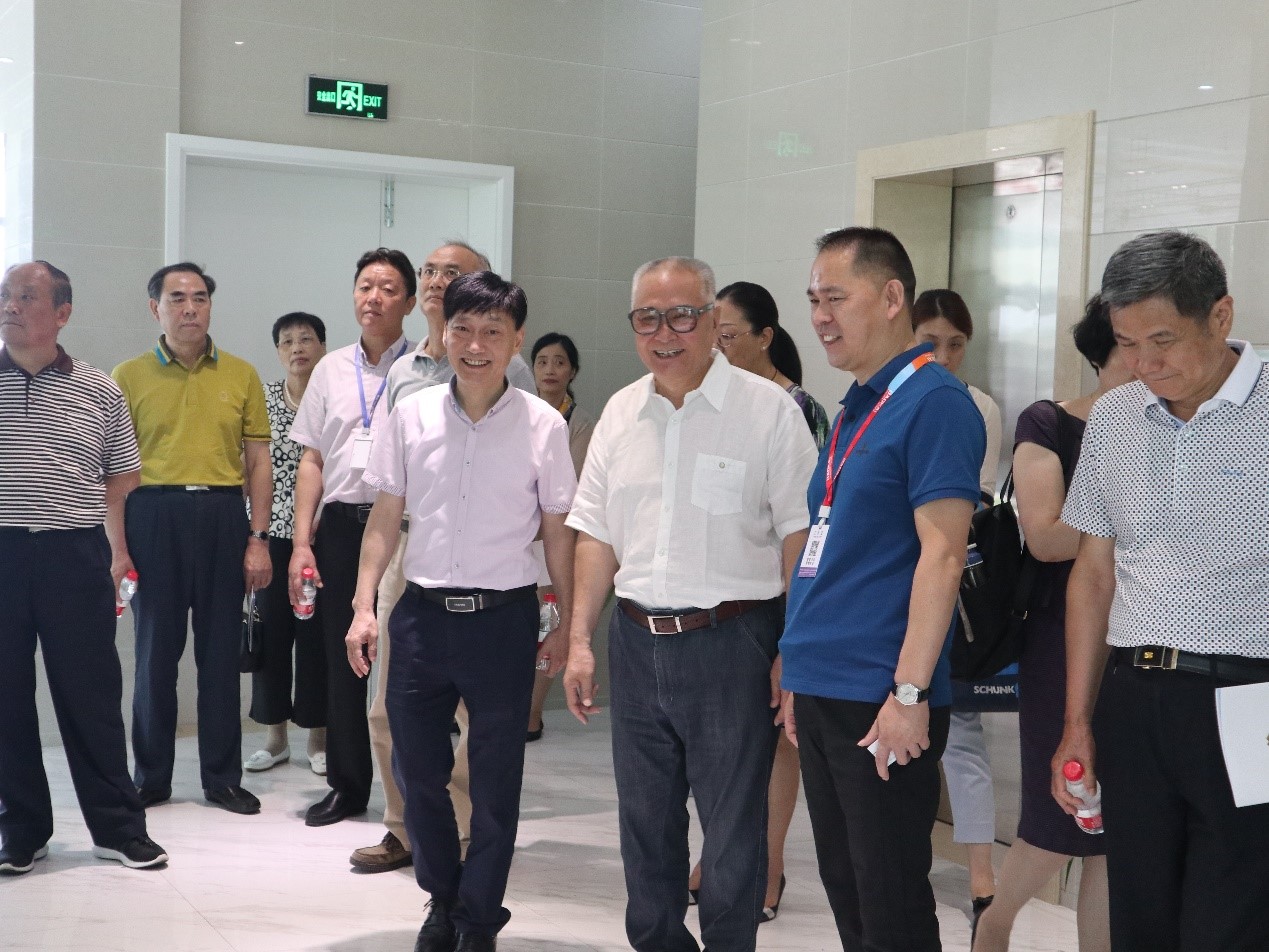 新聞 | 無錫市原政協(xié)領導、吳涇鎮(zhèn)黨委領導一行蒞臨寶開參觀考察