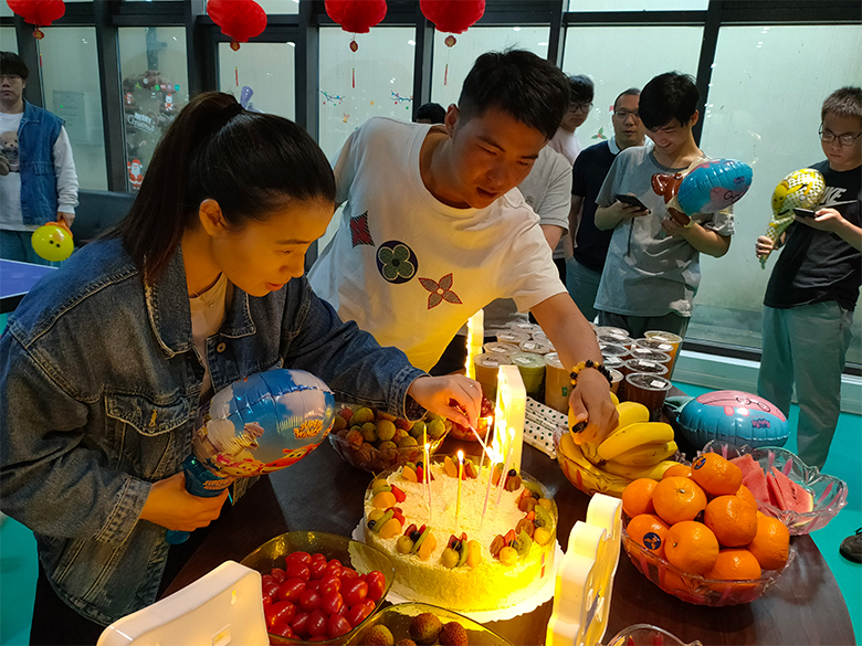 員工集體生日會(huì)｜溫馨五月，感恩有你，攜手同行