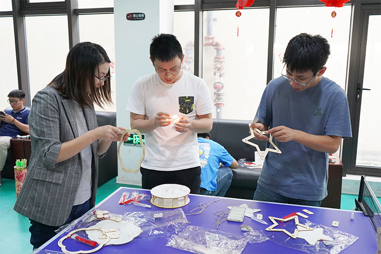月圓中秋 · 集體慶生 | 溫馨九月，迎佳節(jié)，賀生辰，共團圓！