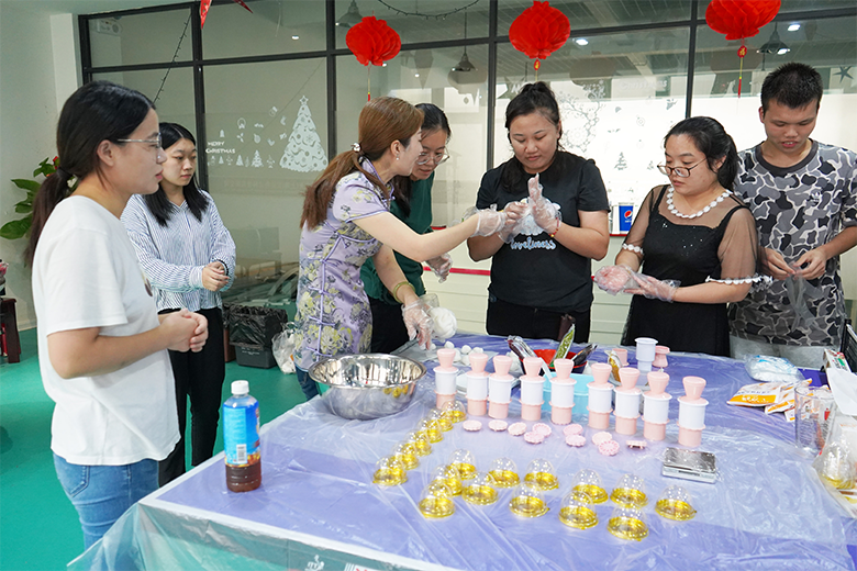 月圓中秋 · 集體慶生 | 溫馨九月，迎佳節(jié)，賀生辰，共團圓！